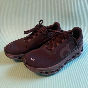 ON Running Cloudmonster